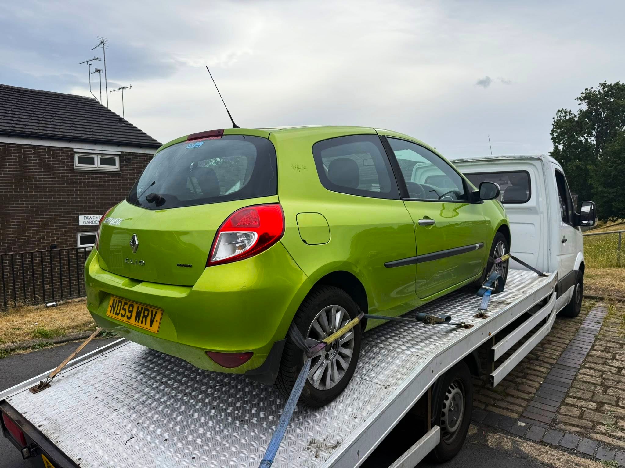 Sell Scrap Car Leeds